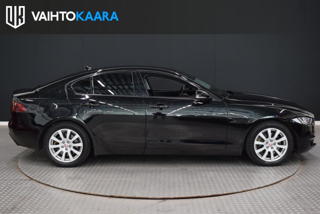 JAGUAR XE 2016