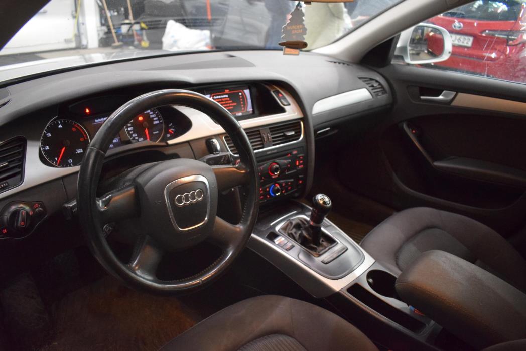 AUDI A4 2008