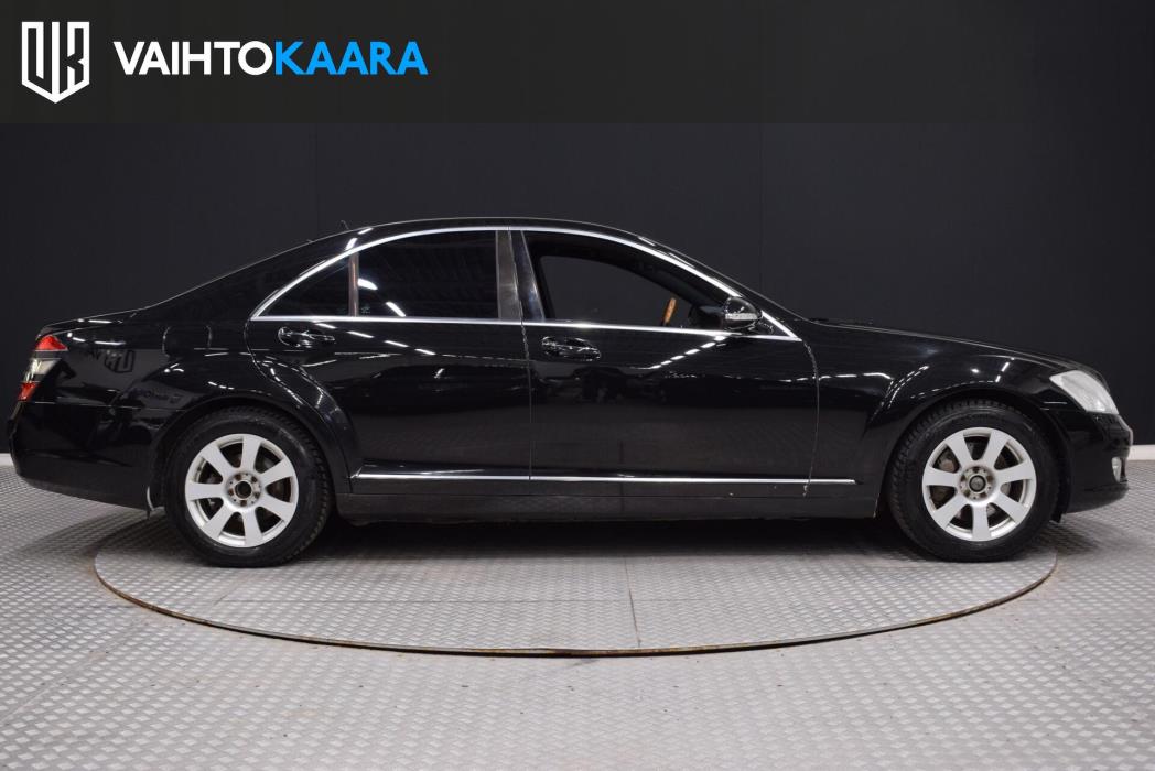 MERCEDES-BENZ S 2006