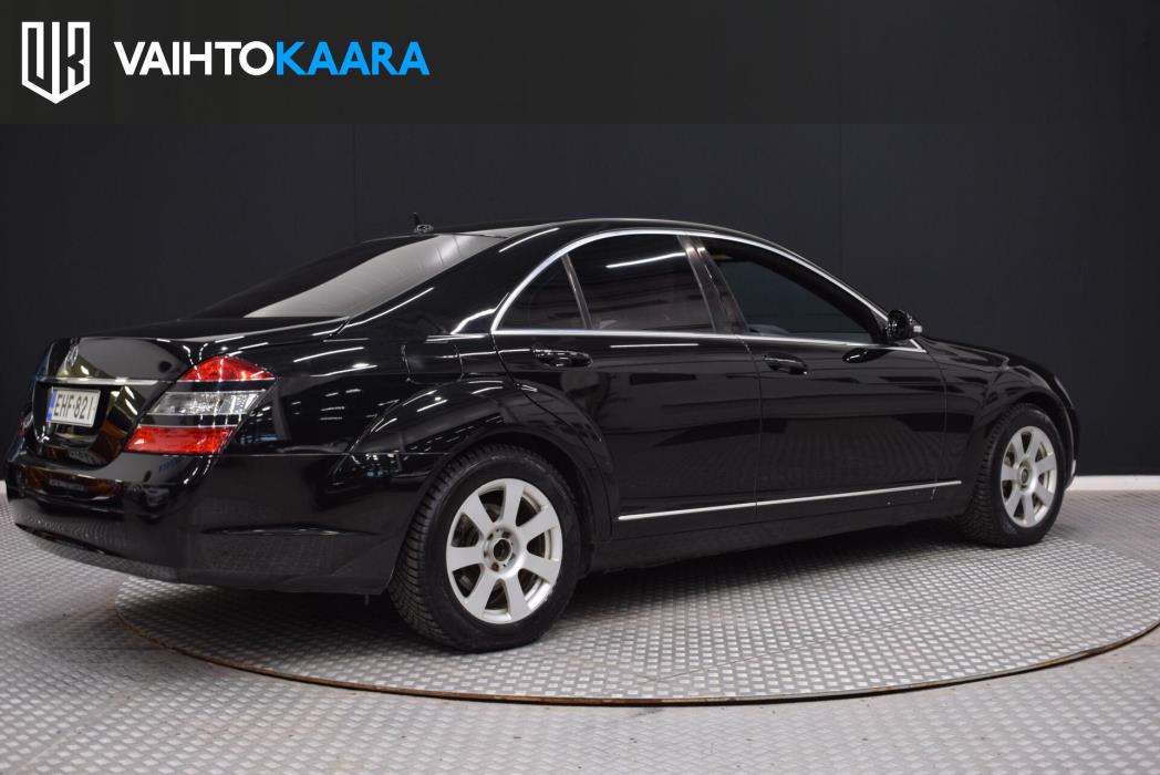 MERCEDES-BENZ S 2006