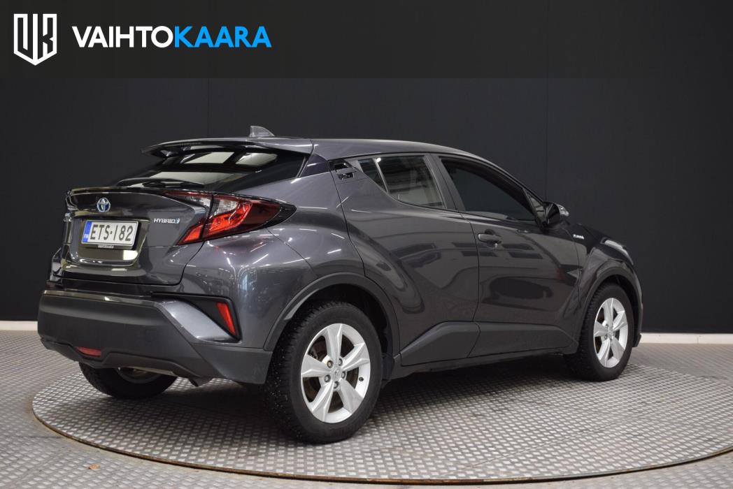 TOYOTA C-HR 2021