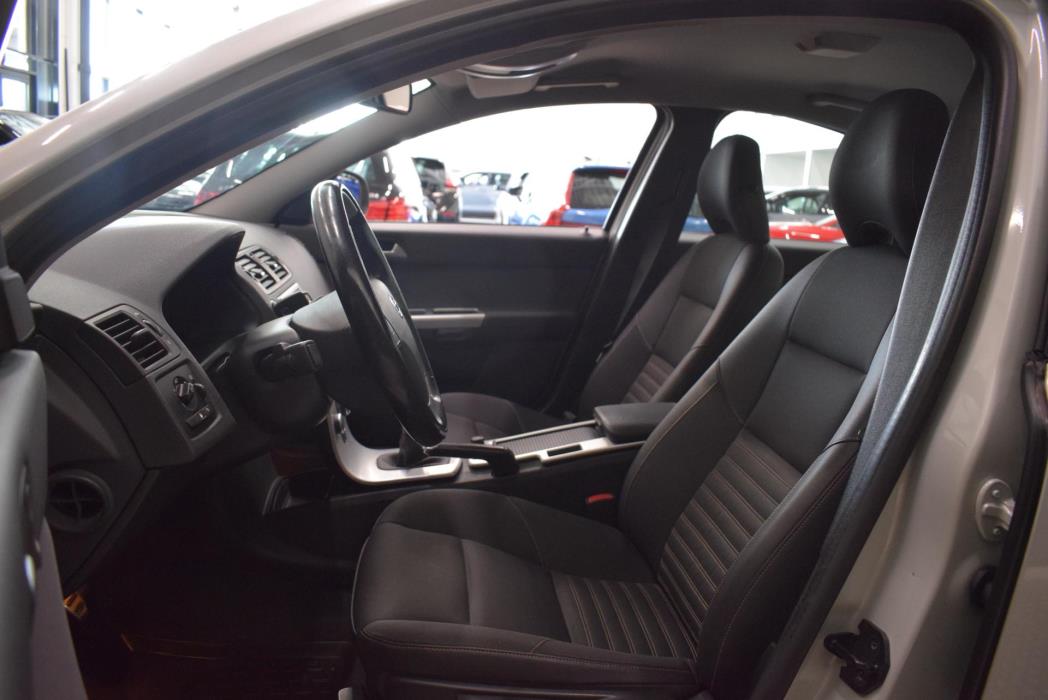 VOLVO S40 2012