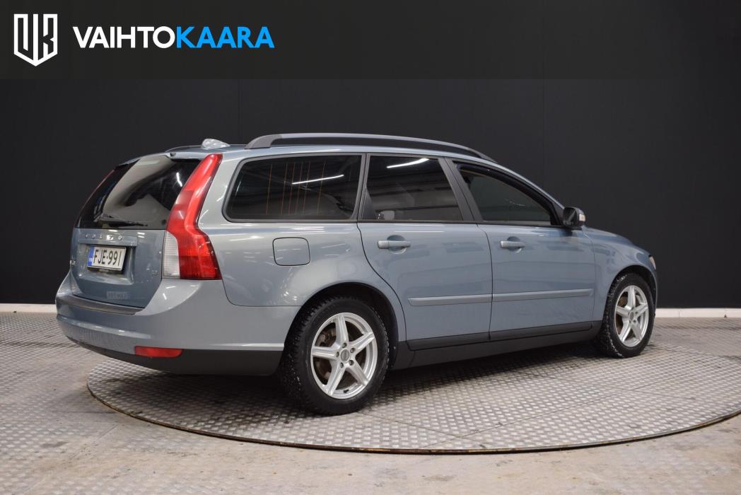 VOLVO V50 2009