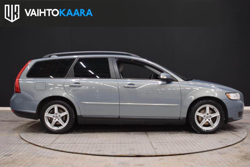 VOLVO V50 2009