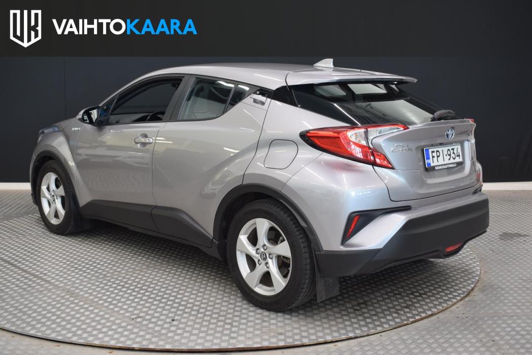 TOYOTA C-HR 2019