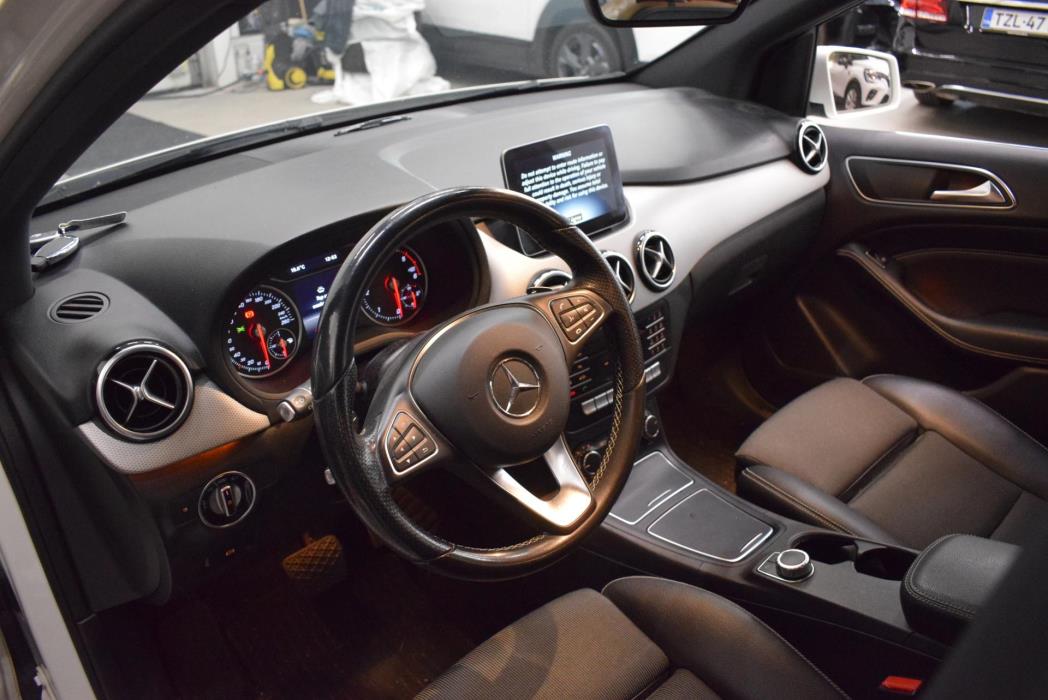 MERCEDES-BENZ B 2018