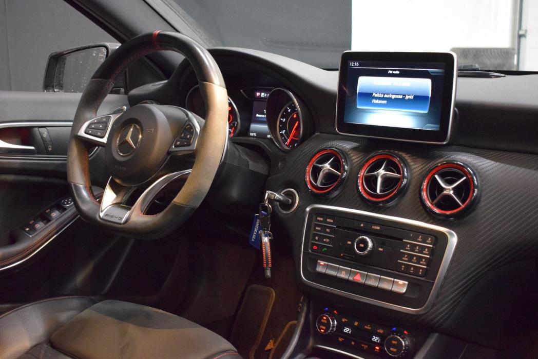 MERCEDES-BENZ A 45 AMG 2016