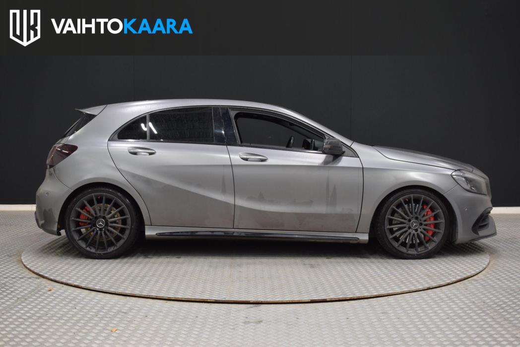 MERCEDES-BENZ A 45 AMG 2016