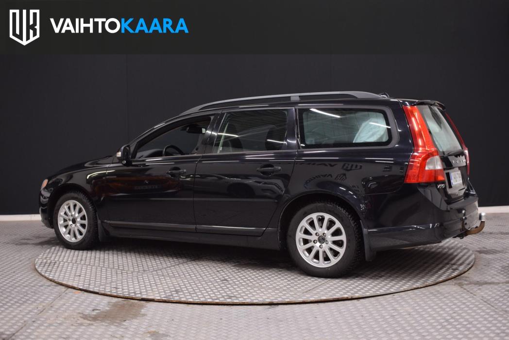 VOLVO V70 2009