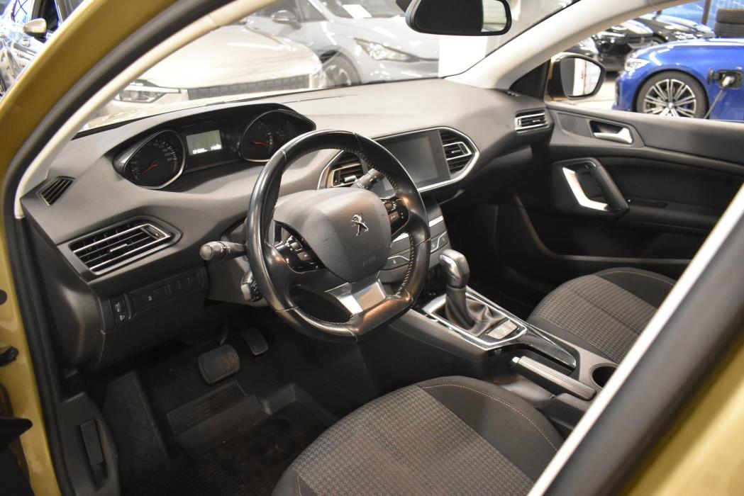 PEUGEOT 308 2018