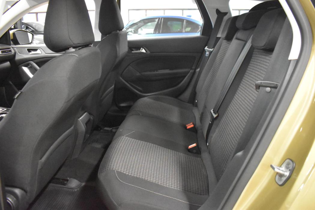 PEUGEOT 308 2018