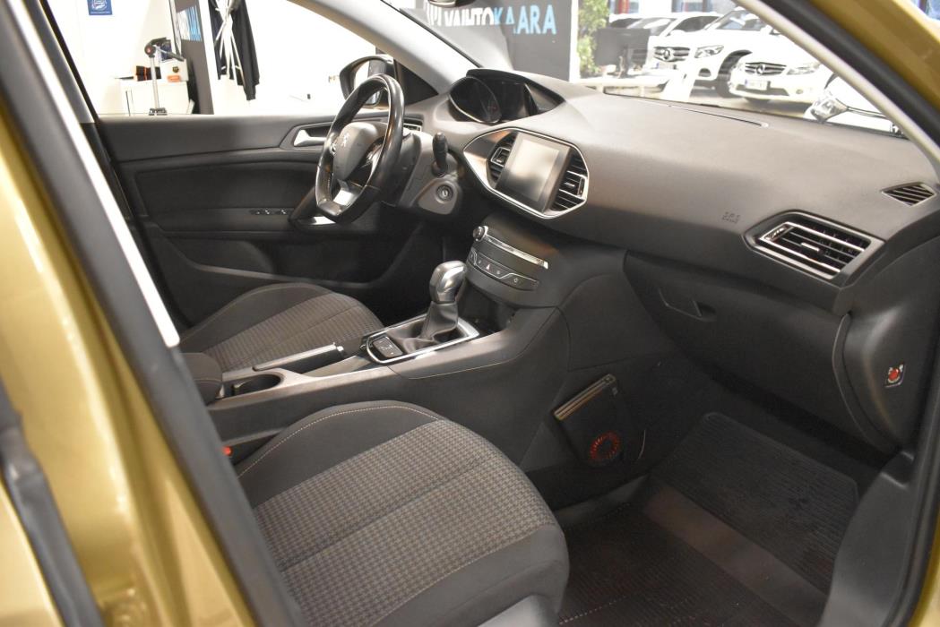 PEUGEOT 308 2018