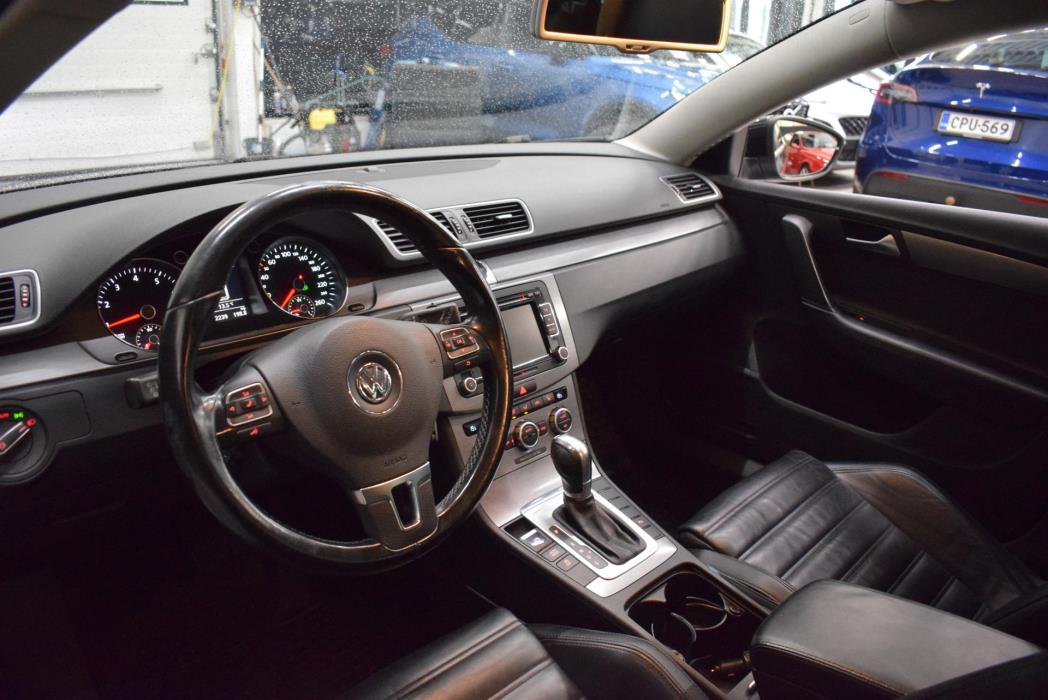 VOLKSWAGEN Passat 2015