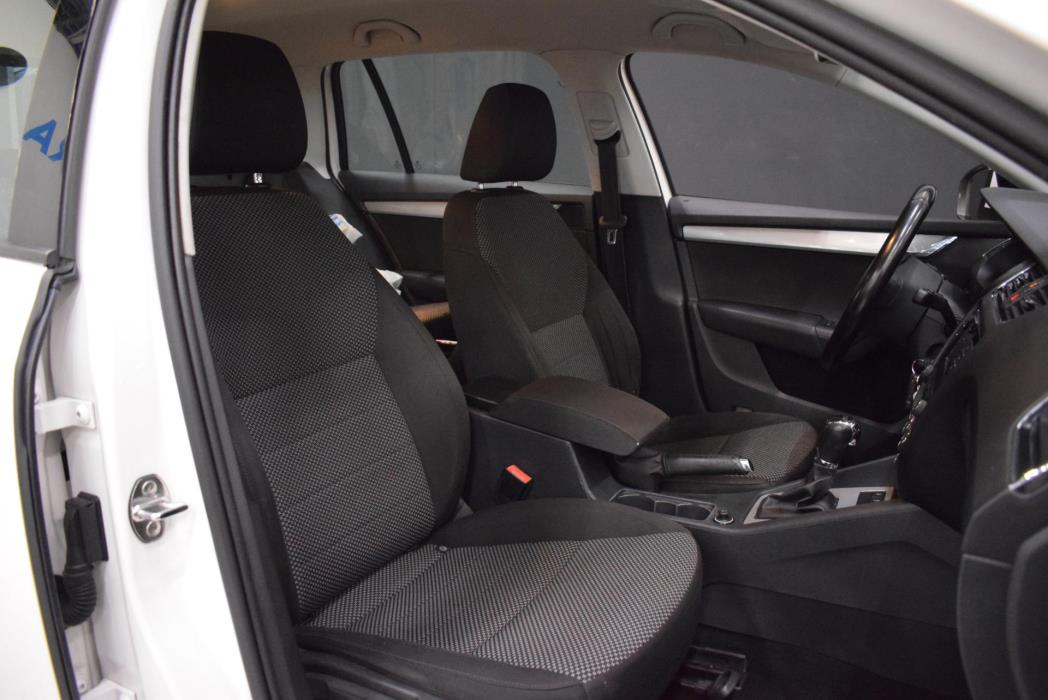 SKODA Octavia 2016