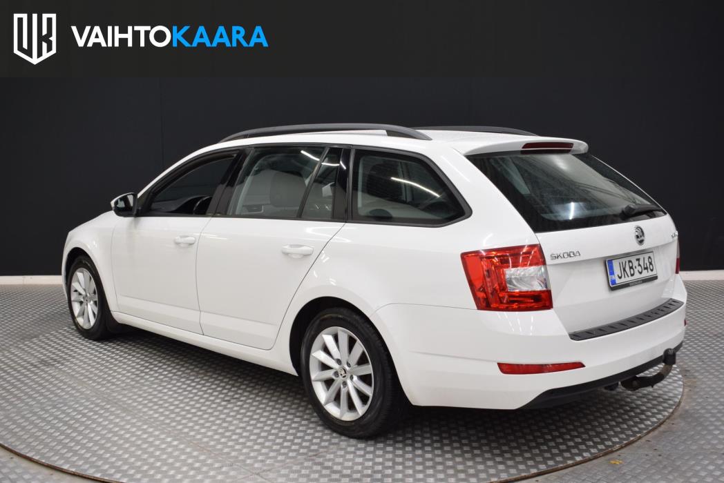 SKODA Octavia 2016