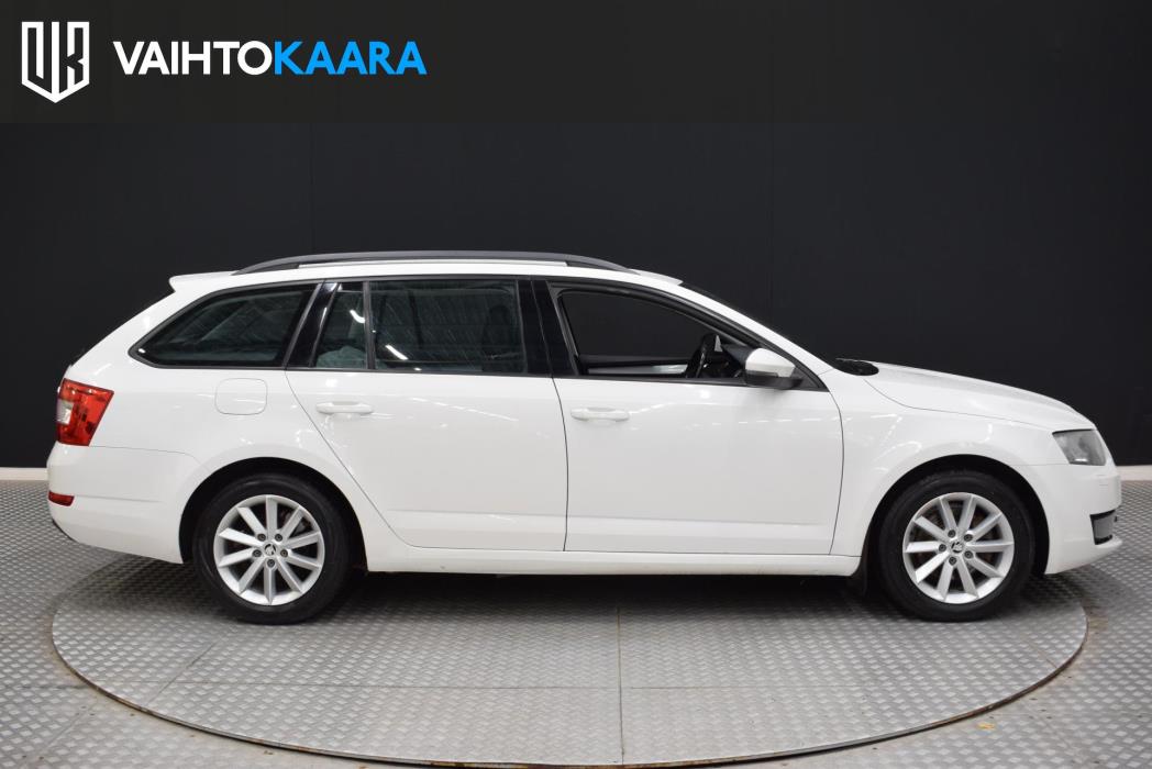 SKODA Octavia 2016