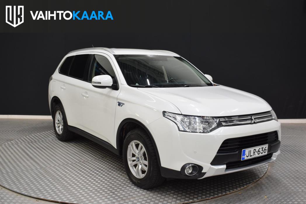 MITSUBISHI Outlander PHEV 2015