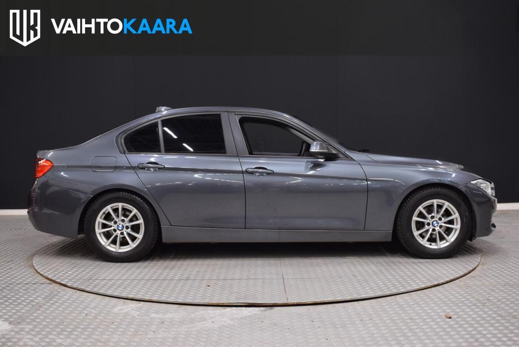 BMW 318 2013