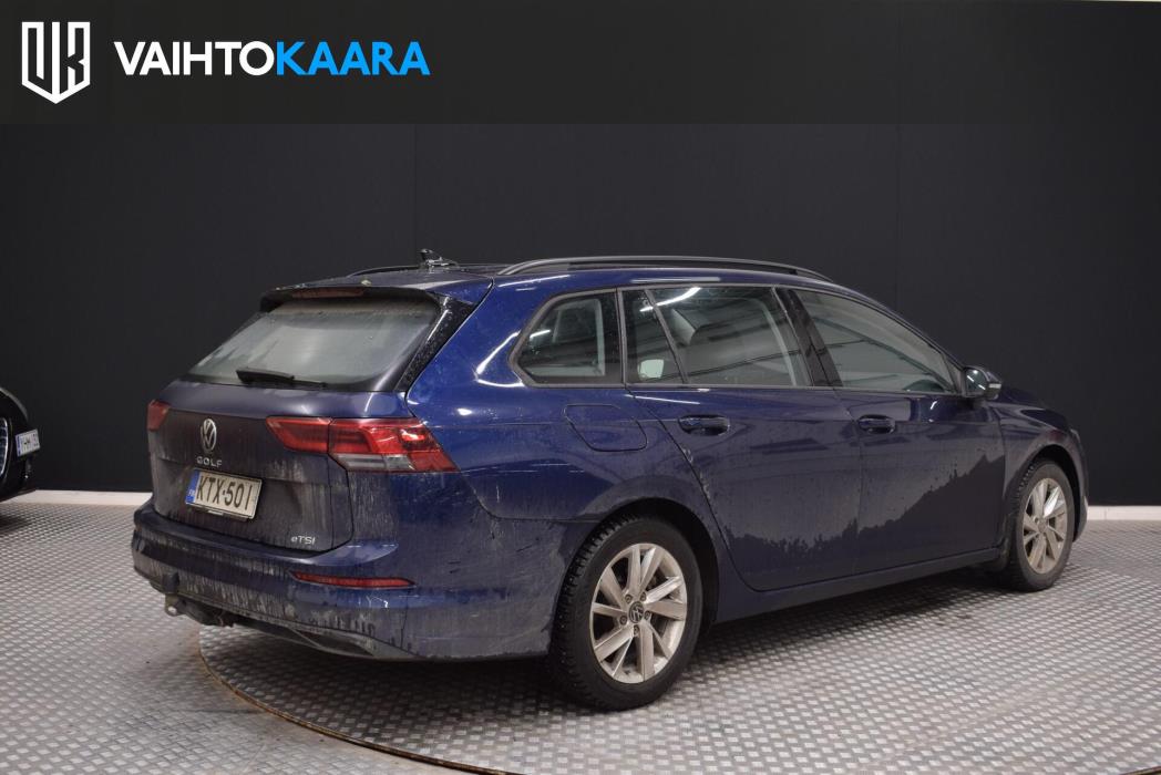 VOLKSWAGEN Golf 2021