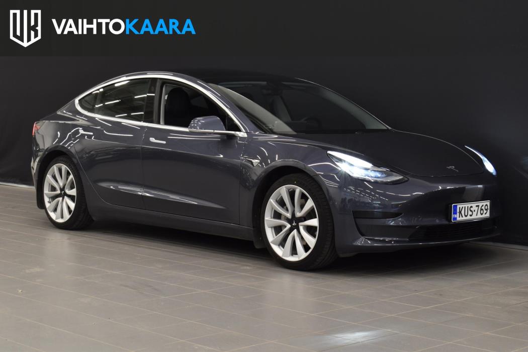 TESLA Model 3 2020