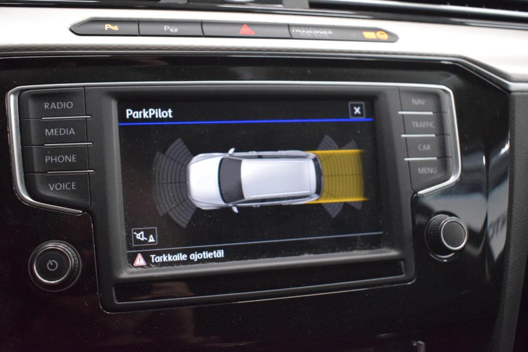 VOLKSWAGEN Passat 2017