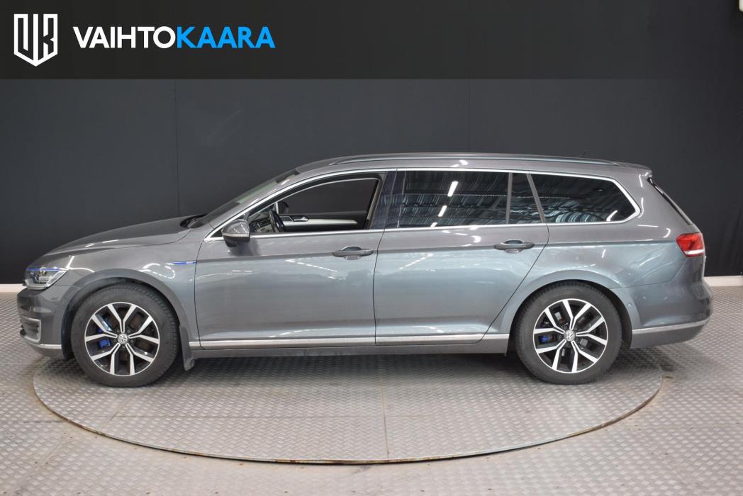 VOLKSWAGEN Passat 2017