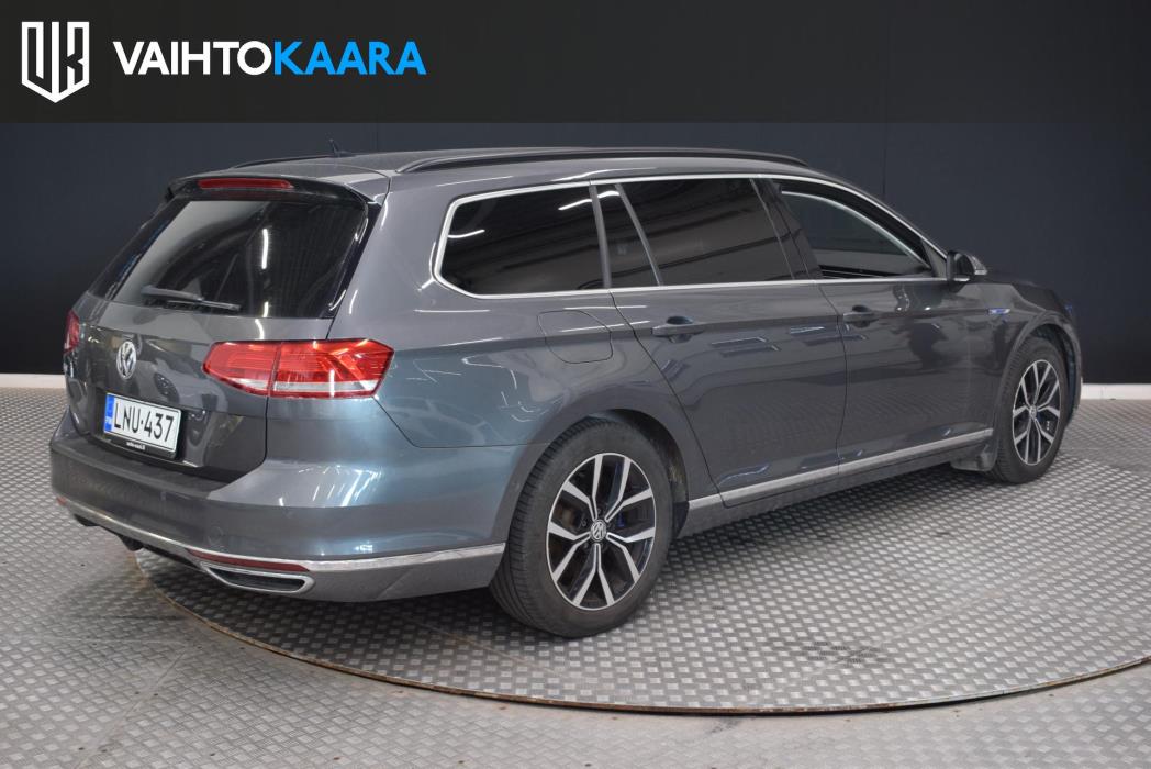 VOLKSWAGEN Passat 2017