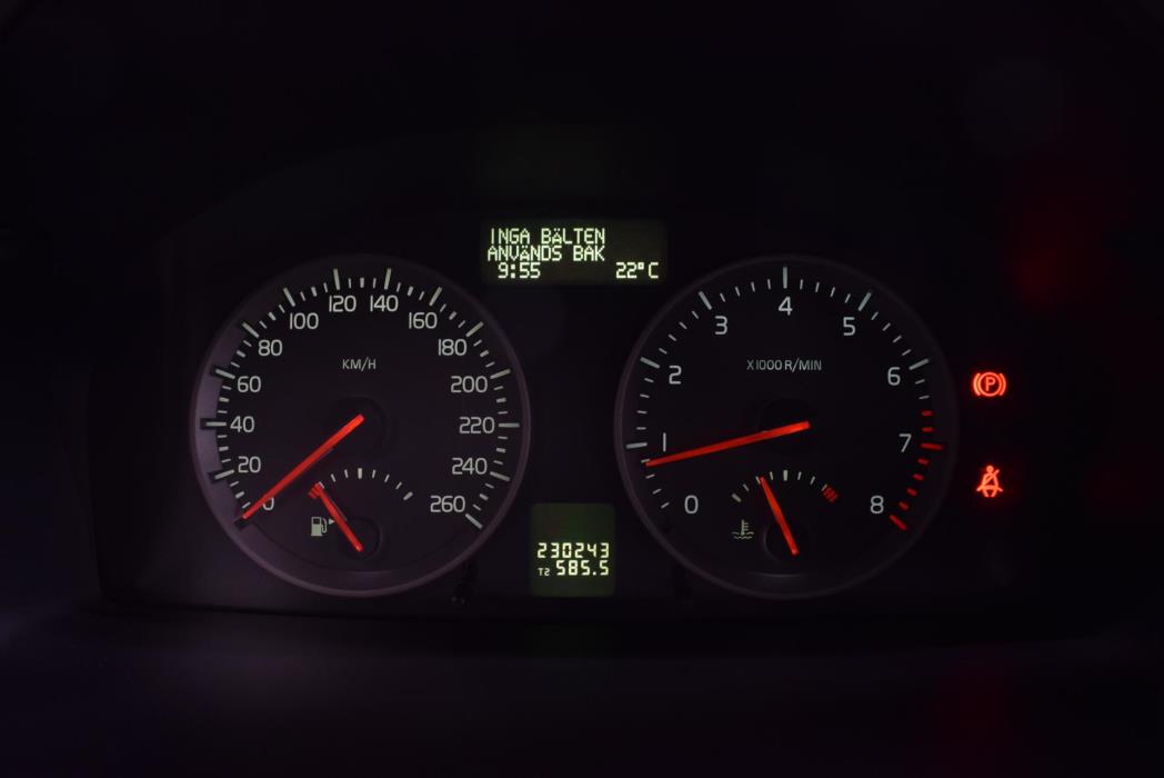 VOLVO V50 2004