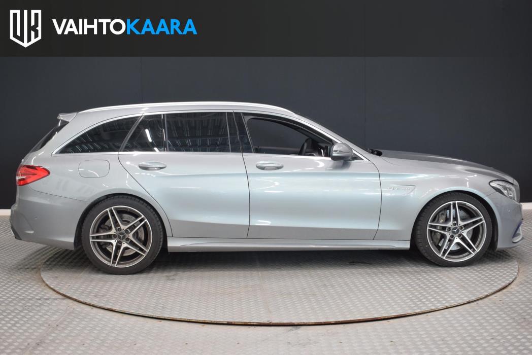 MERCEDES-BENZ C 63 AMG 2015