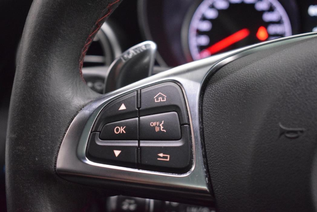 MERCEDES-BENZ C 63 AMG 2015