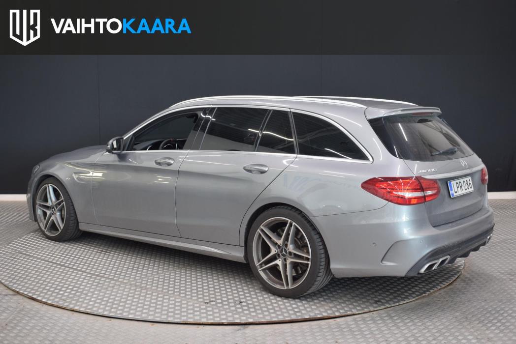 MERCEDES-BENZ C 63 AMG 2015