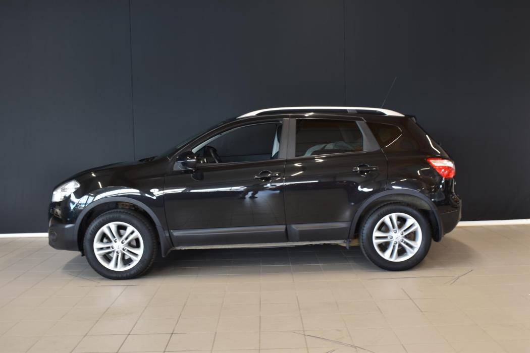 NISSAN Qashqai 2013