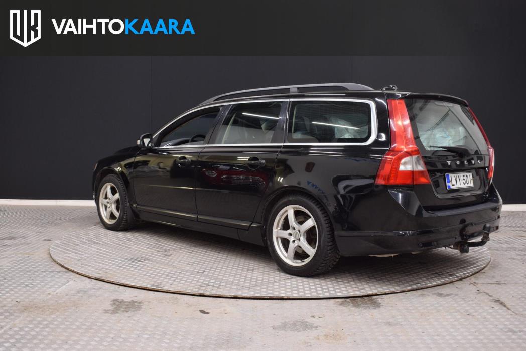 VOLVO V70 2008