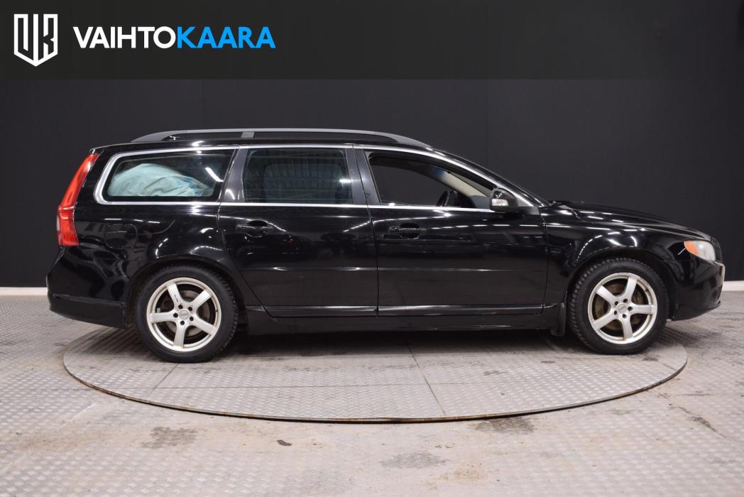 VOLVO V70 2008