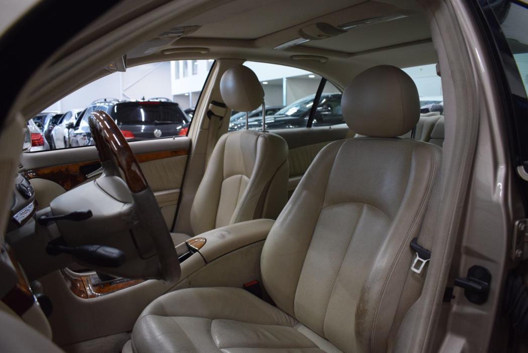 MERCEDES-BENZ E 2002