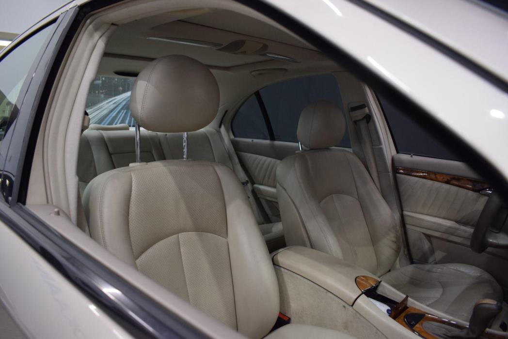 MERCEDES-BENZ E 2002