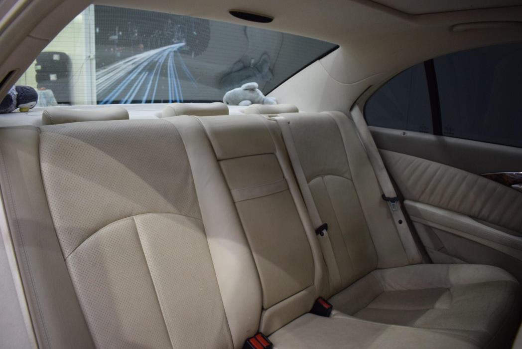 MERCEDES-BENZ E 2002