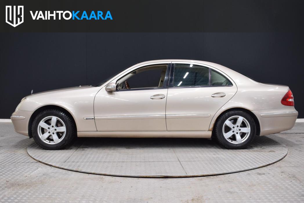 MERCEDES-BENZ E 2002