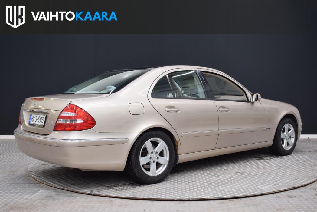 MERCEDES-BENZ E 2002