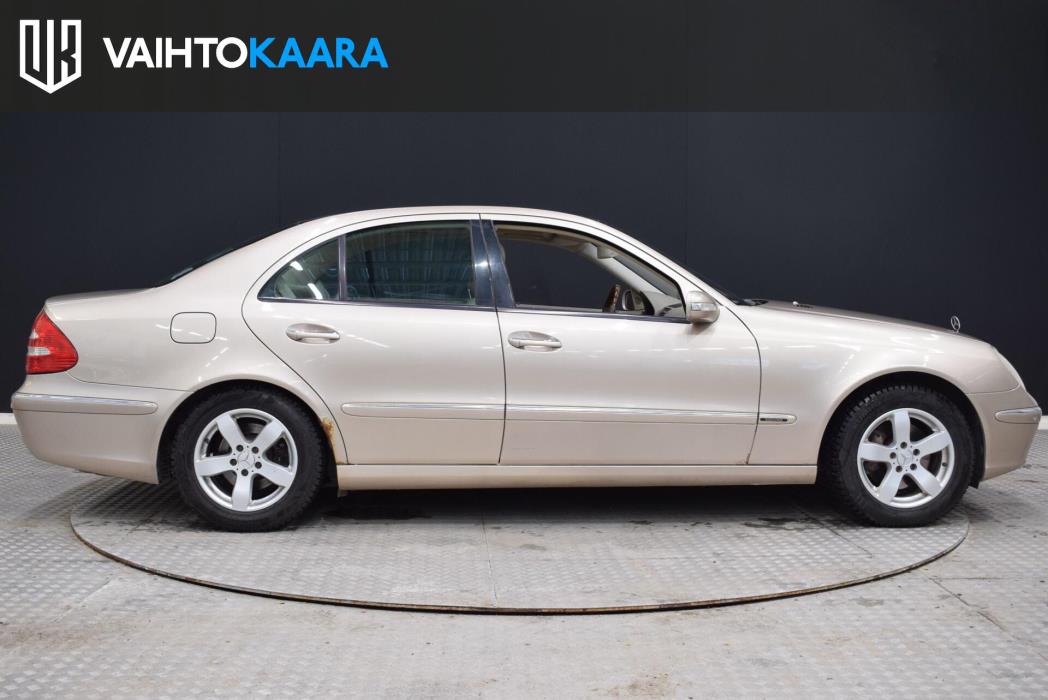 MERCEDES-BENZ E 2002