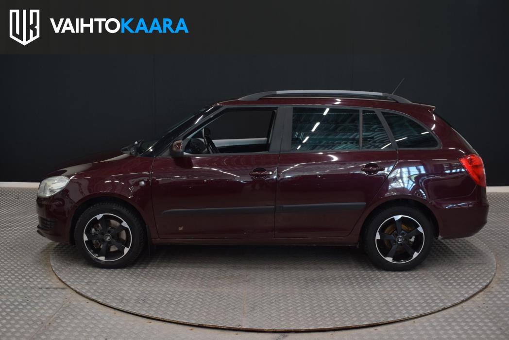 SKODA Fabia 2012