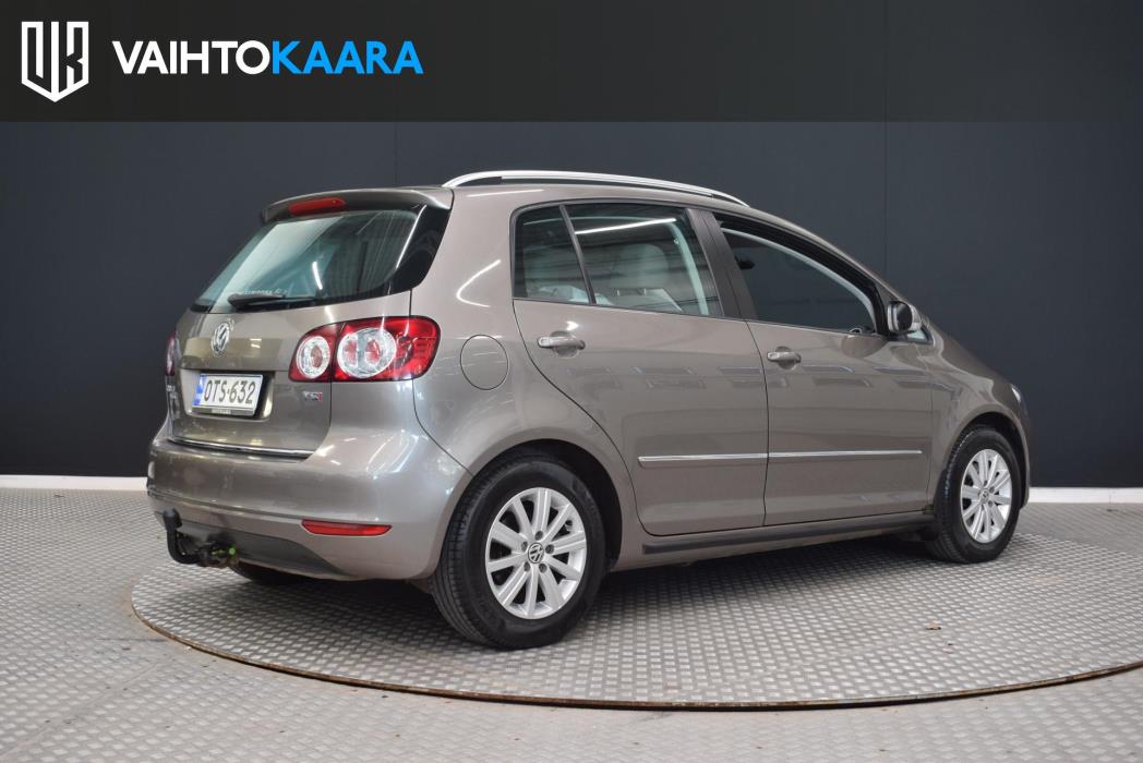 VOLKSWAGEN Golf Plus 2012