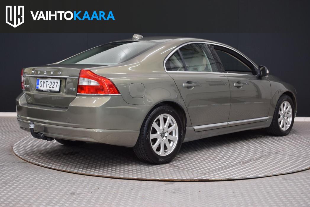 VOLVO S80 2011