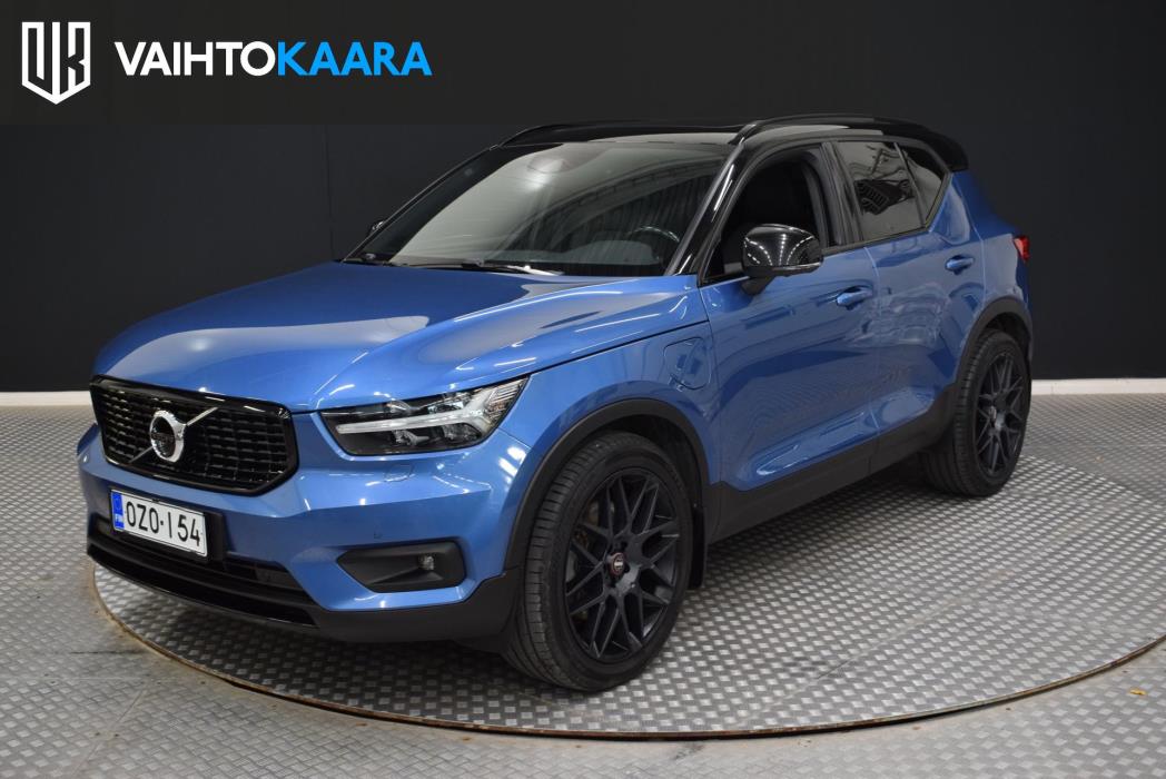 VOLVO XC40 2021