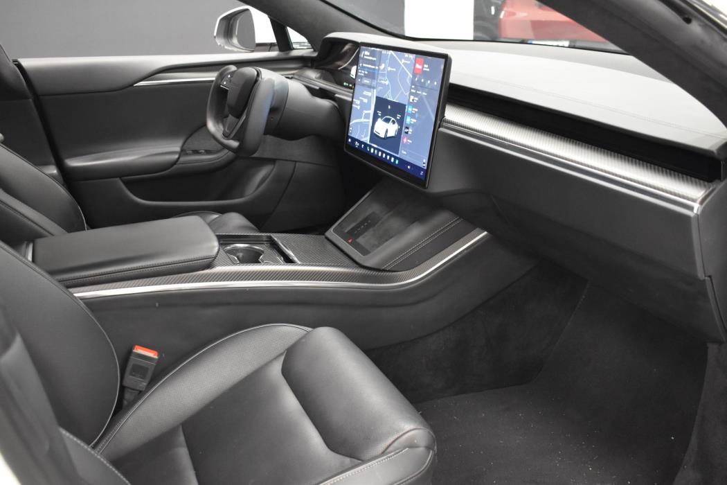 TESLA Model S 2023
