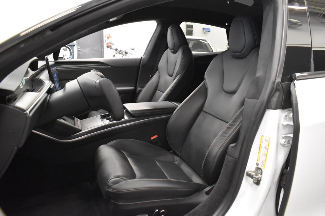 TESLA Model S 2023