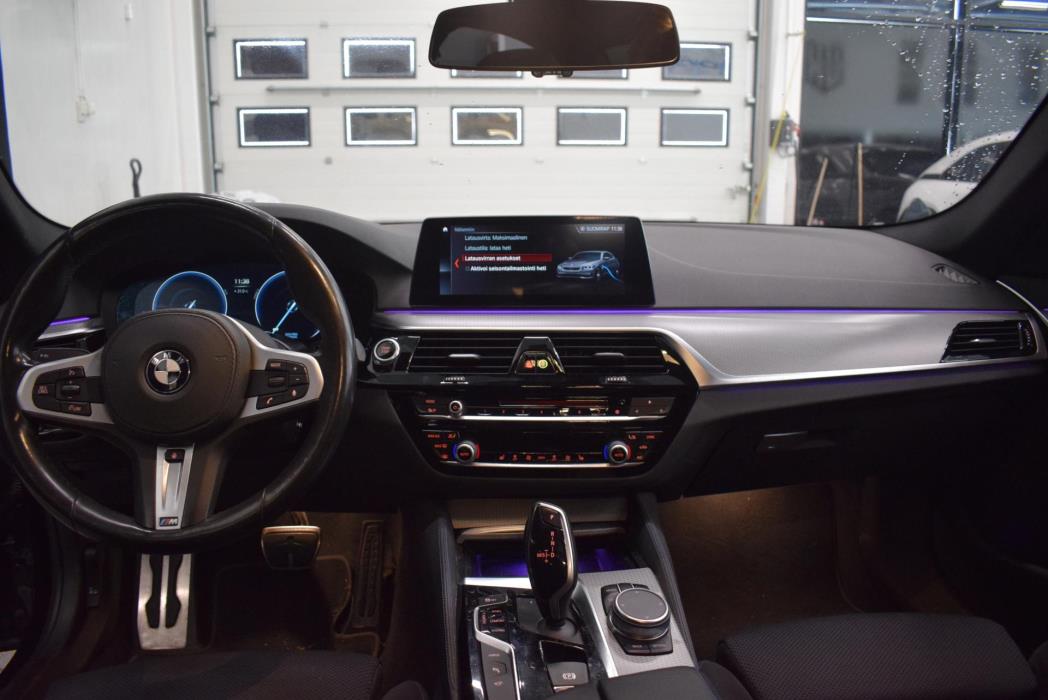 BMW 530 2019