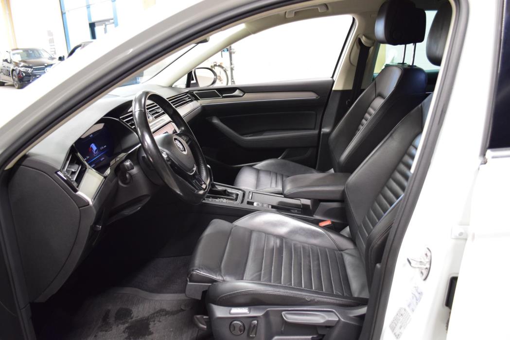 VOLKSWAGEN Passat 2018
