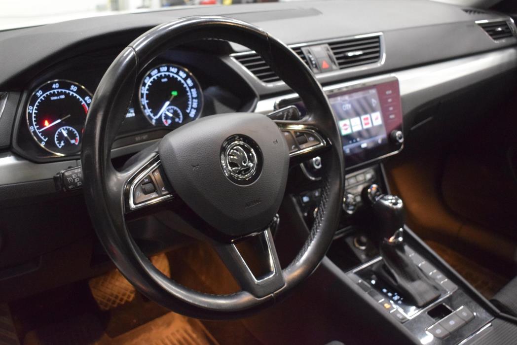 SKODA Superb 2017