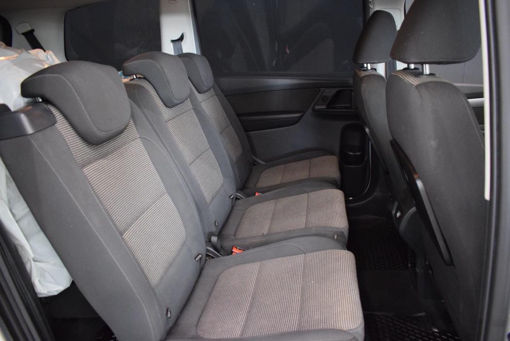 VOLKSWAGEN Sharan 2012